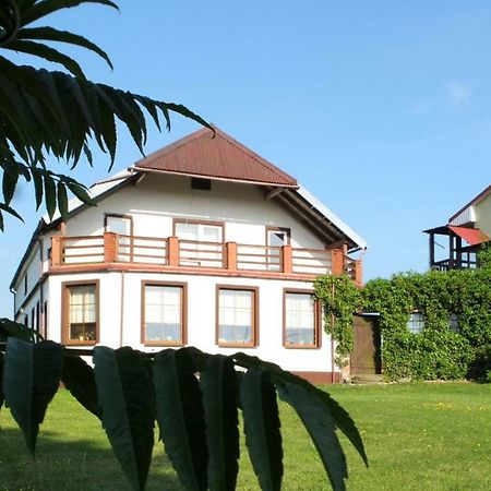 Na Poczatku - Apartamenty Ujście-Darłowskie Екстериор снимка
